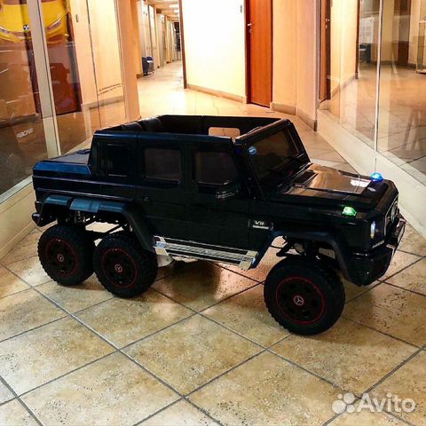 Детский электромобиль