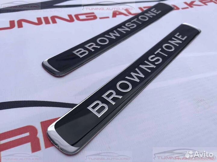 Эмблема Toyota Land Cruiser 200 S8802