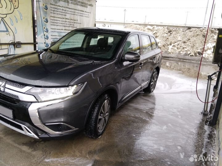 Mitsubishi Outlander 2.0 CVT, 2019, 65 000 км