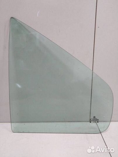 Стекло двери задней левой форточка Volkswagen Bora