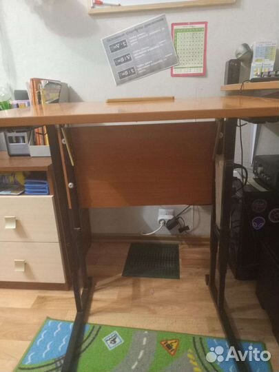 Растущая парта и стул