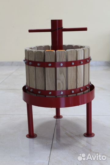 Пресс для отжима сока (вина) дубовый винтовой 15л