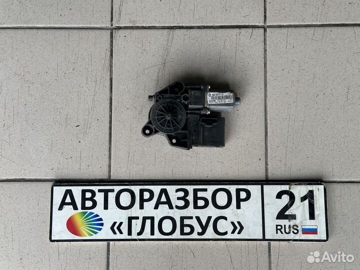 Мотор стеклоподъемника передний правый Ren Fluence