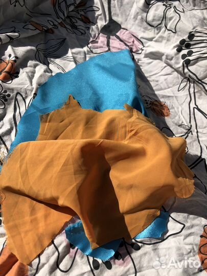 Отрез ткани шифон