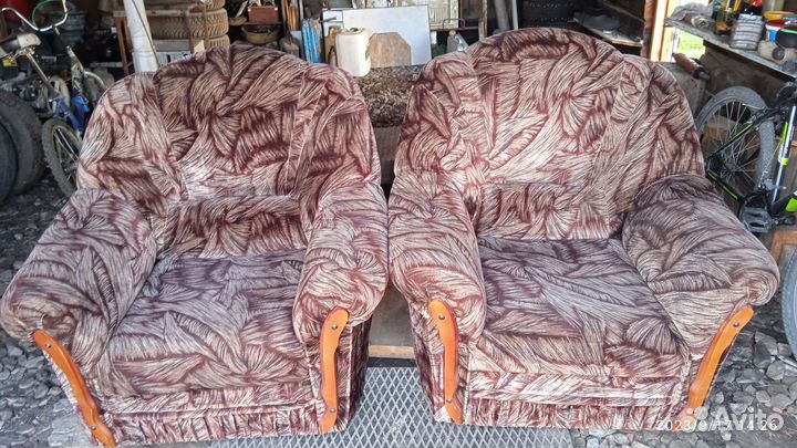 Диван и кресла