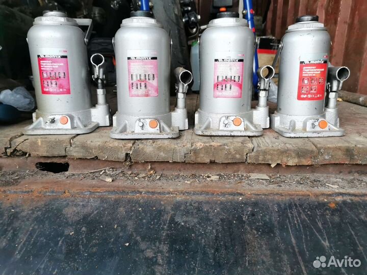 Домкрат в аренду