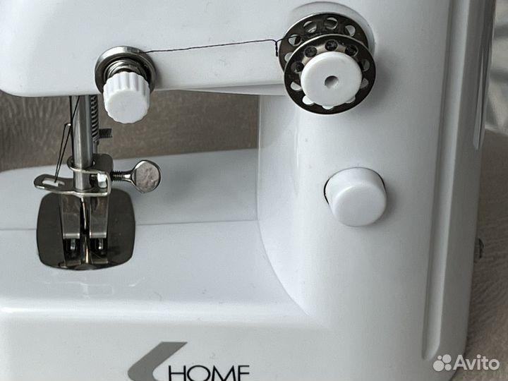 Мини швейная машинка