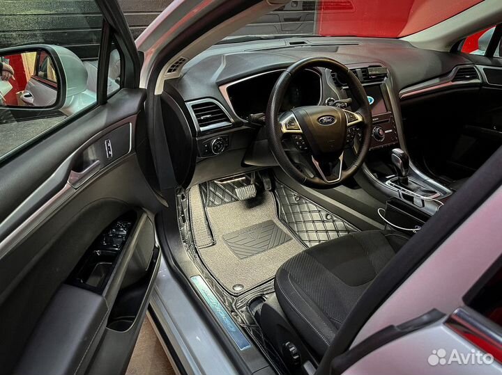 Кожаные 3D коврики в салон авто