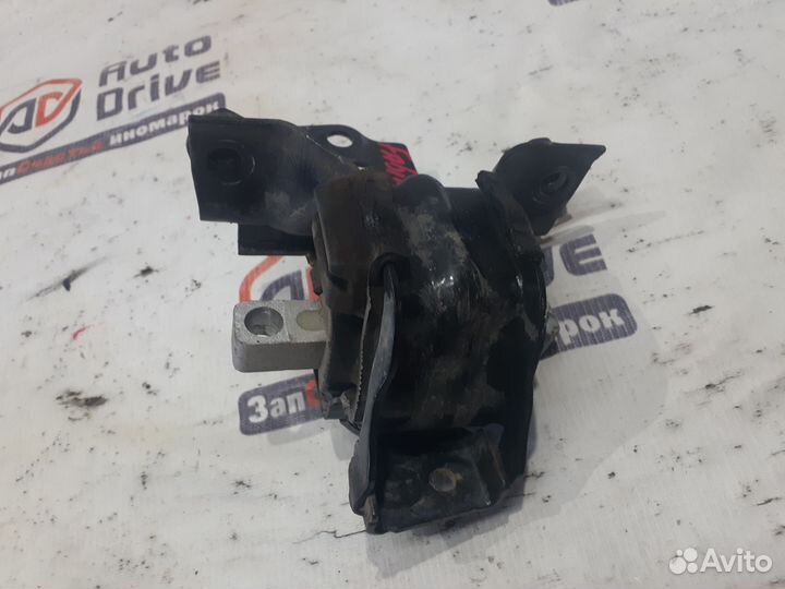 Skoda Fabia 2 1.2 МКПП подушка кпп