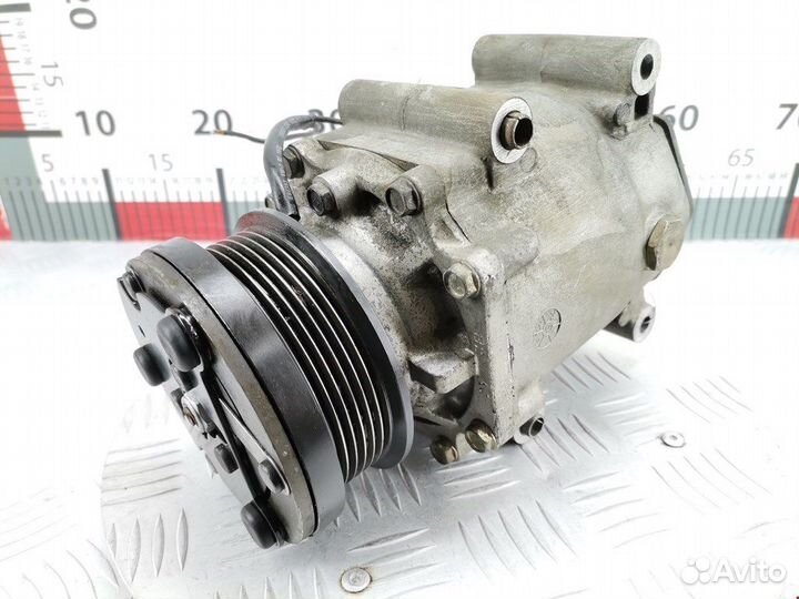 Компрессор кондиционера для Ford Focus 1 1779107