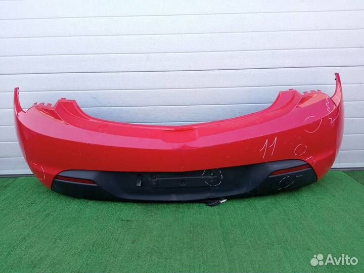 Бампер задний Opel Astra J (2010-2016)