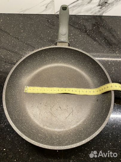 Сковородки б/у
