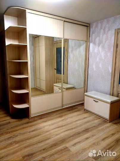 Универсальный шкаф-купе