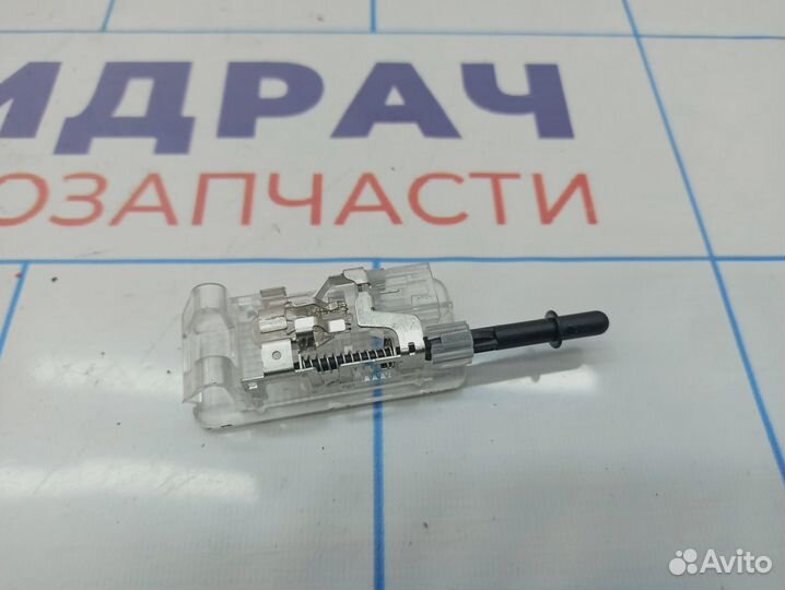 Плафон салонный LADA X-Ray Cross 264759172R. В бар