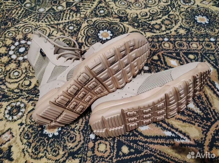 Туристические ботинки мужские