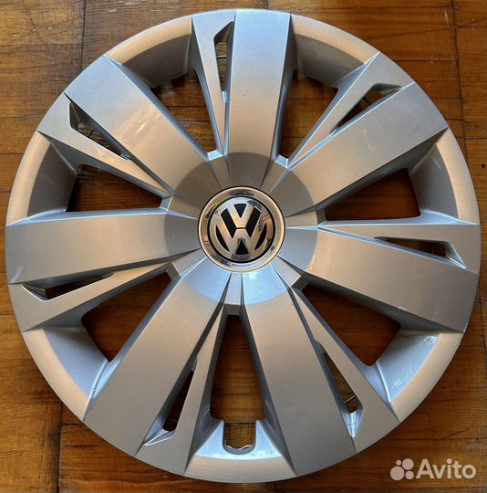 Volkswagen колпаки r16