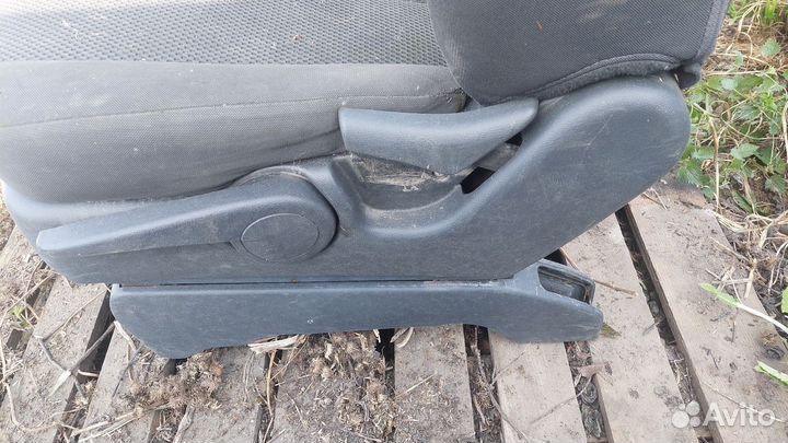 Сиденья высокие за штуку