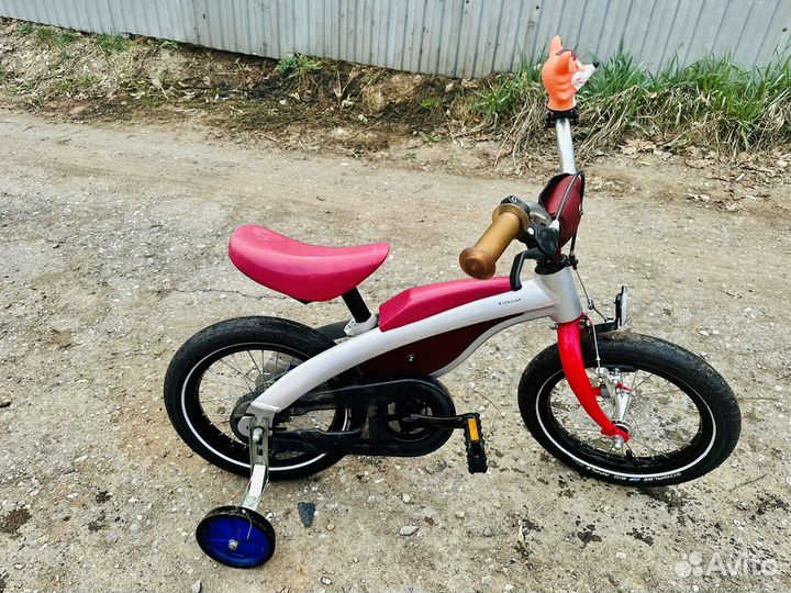 Детский велосипед BMW