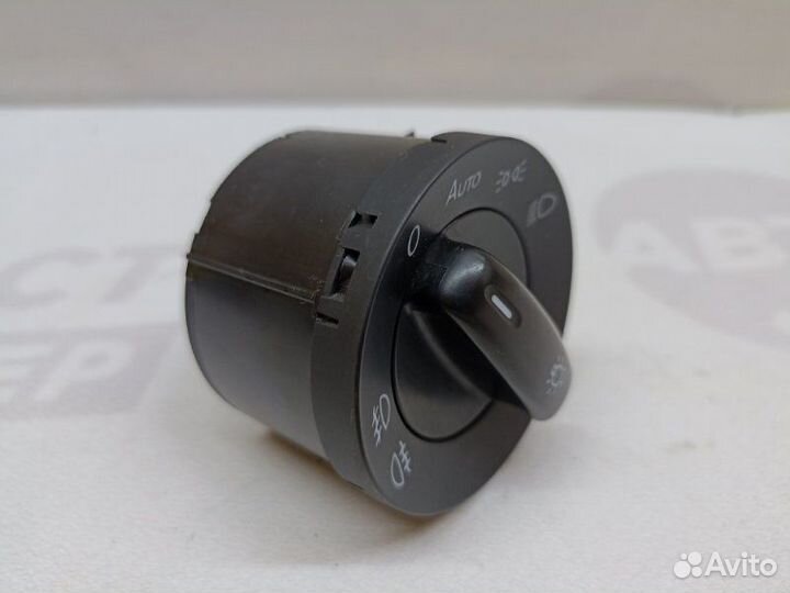 Блок управления светом Volkswagen Jetta A6 cfna