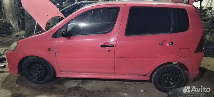 Daihatsu yrv в разбор 3K-vet 2wd мотор по частям