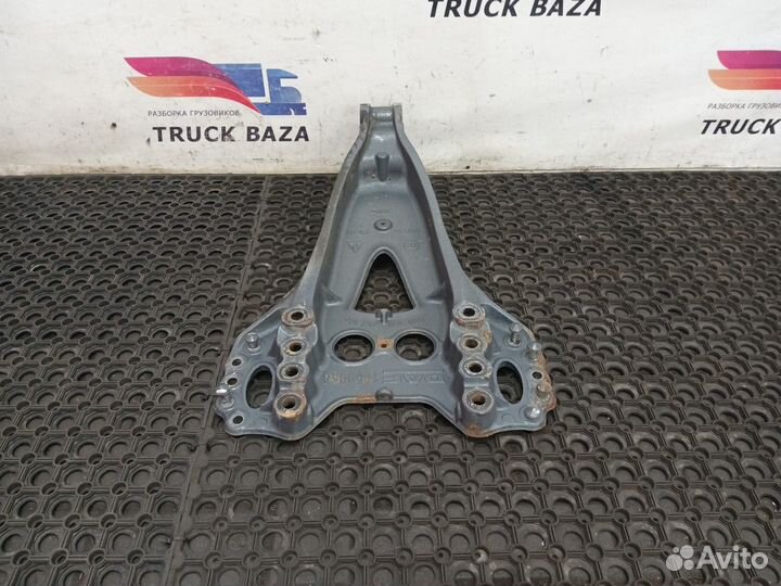 Кронштейн реактивной тяги Daf XF106