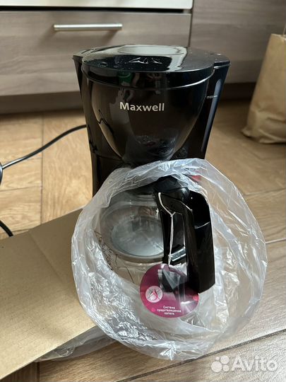 Кофеварка капельная Maxwell MW-1651