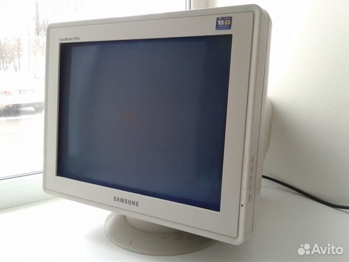 Монитор 17