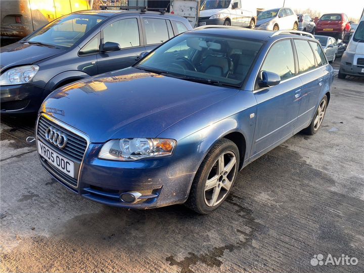 В разбор на запчасти Audi - A4 (B7) 2004-2009