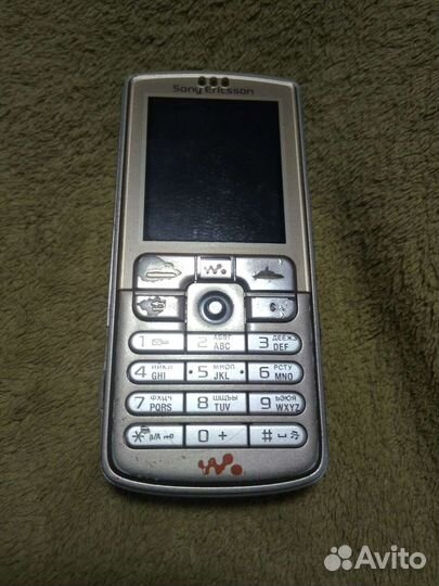 Sony Ericsson W700i