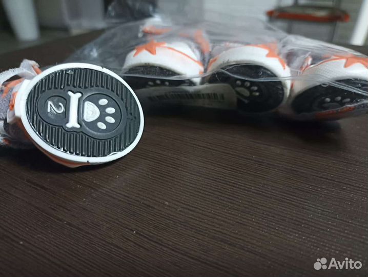 Обувь для маленьких собак