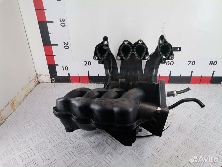 Коллектор впускной для Volkswagen Golf 4