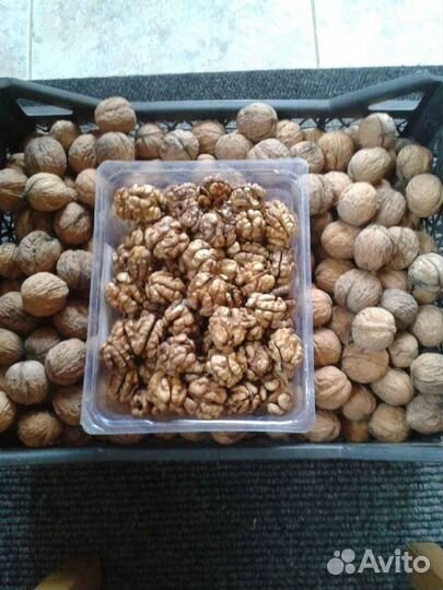 Грецкие орехи