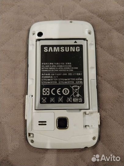 Телефон Samsung