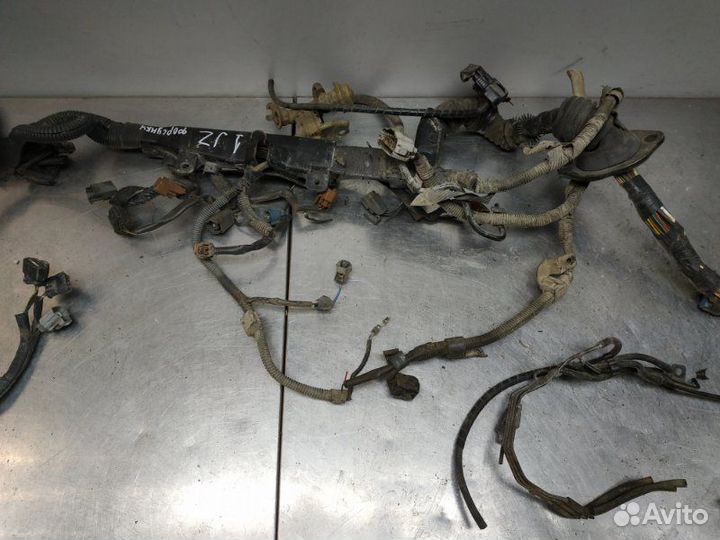 Проводка коса двигателя Toyota Crown Majesta