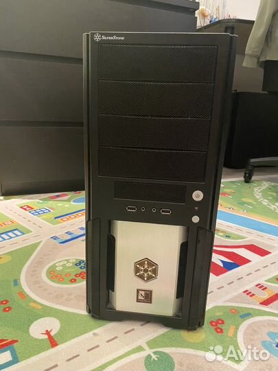 Системный блок (корпус компьютера)