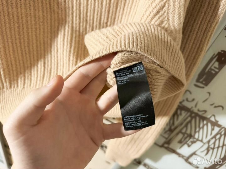 Свитер uniqlo оригинал