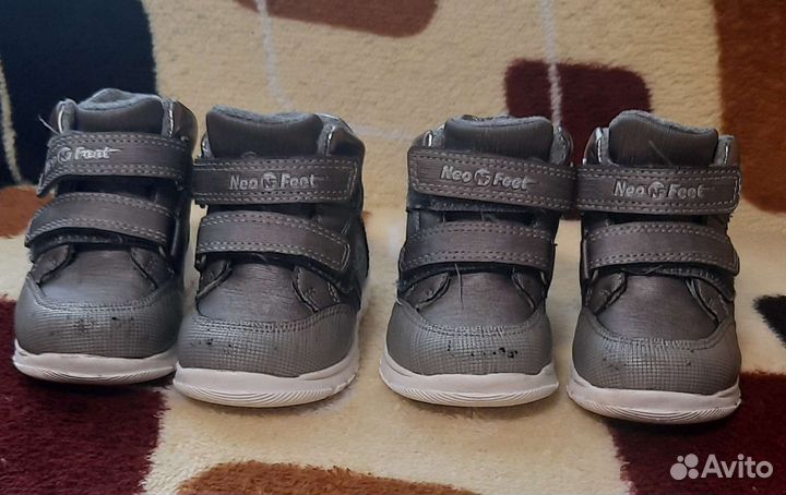 Ботинки для двойни, девочек