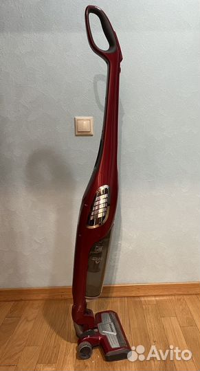 Пылесос Hoover вертикальный