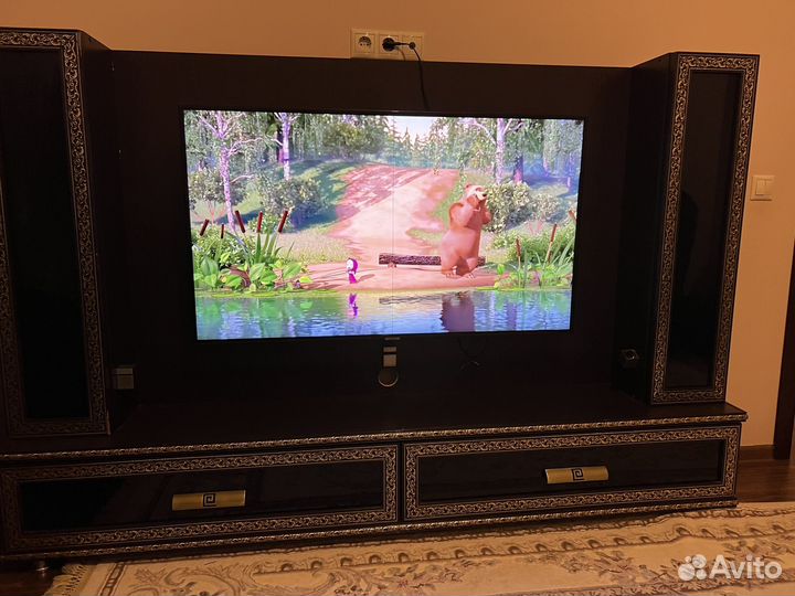 Подставка под телевизор