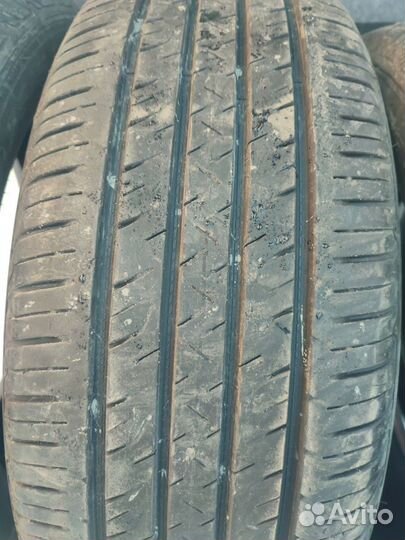 Goodyear EfficientGrip Performance SUV 225/55 R19