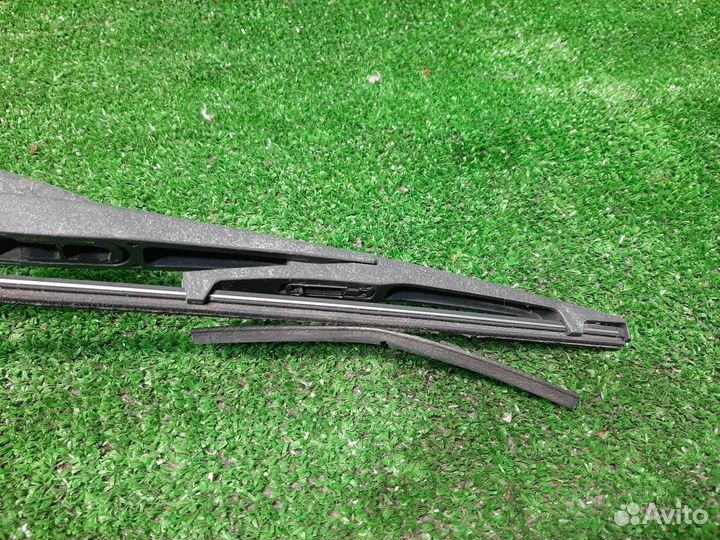 Поводок стеклоочистителя задний Honda Jazz 2004