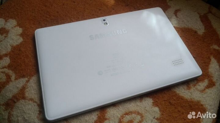 Планшет Samsung Galaxy Note SM-P901 + чехол