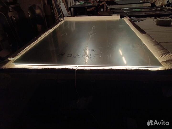 Зеркало с led подсветкой