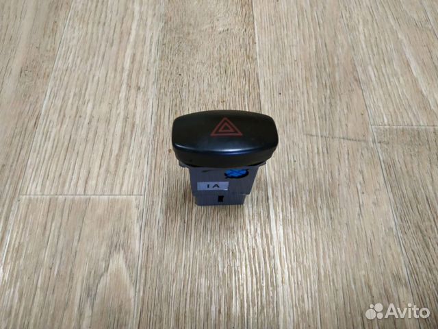 Кнопка аварийной сигнализации Chevrolet Lacetti