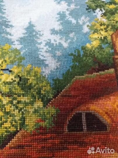 Готовая вышивка крестом 