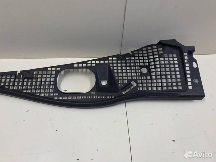 Решетка стеклооч. планка под лобовое стекло, жабо