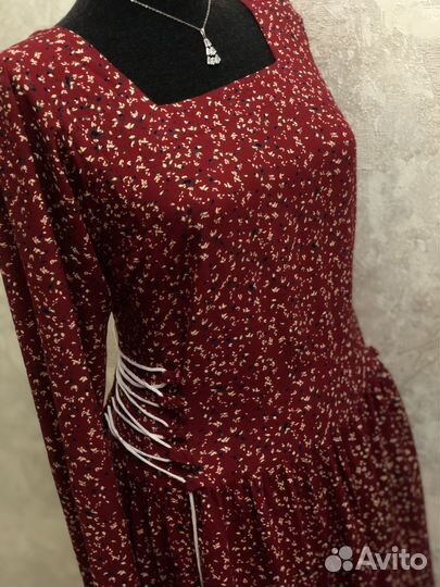 Платье женское