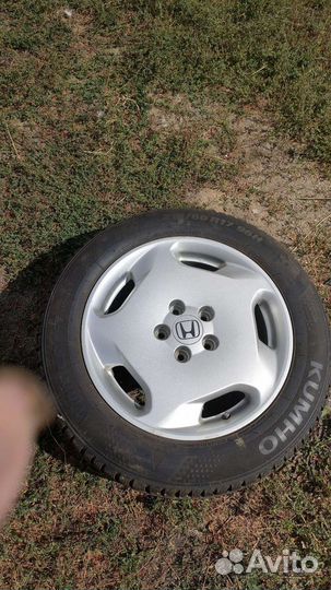 Kumho WinterCraft Ice Wi51 215/60 R17