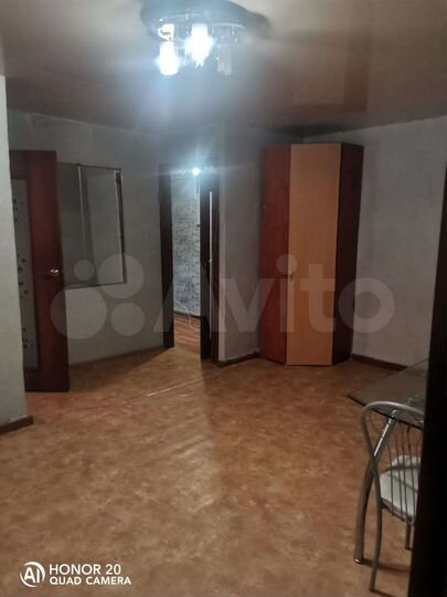 2-к. квартира, 40 м², 4/4 эт.