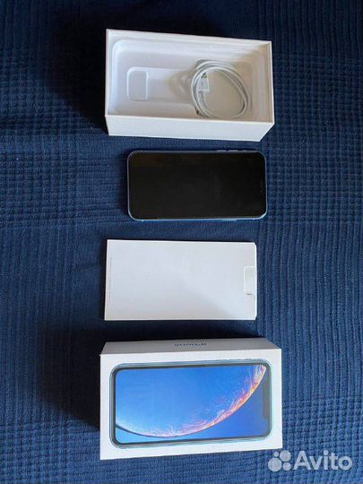 iPhone Xr, 64 ГБ